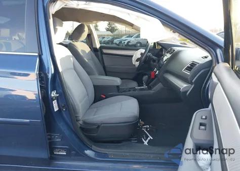 2019 Subaru Legacy 2.5I Premium z USA, uszkodzony, nr VIN 4S3BNAF69K3020972